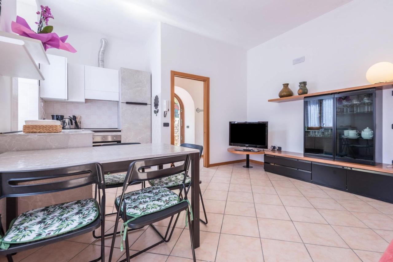 Appartamento Ania Vista Castello Tenno Luaran gambar